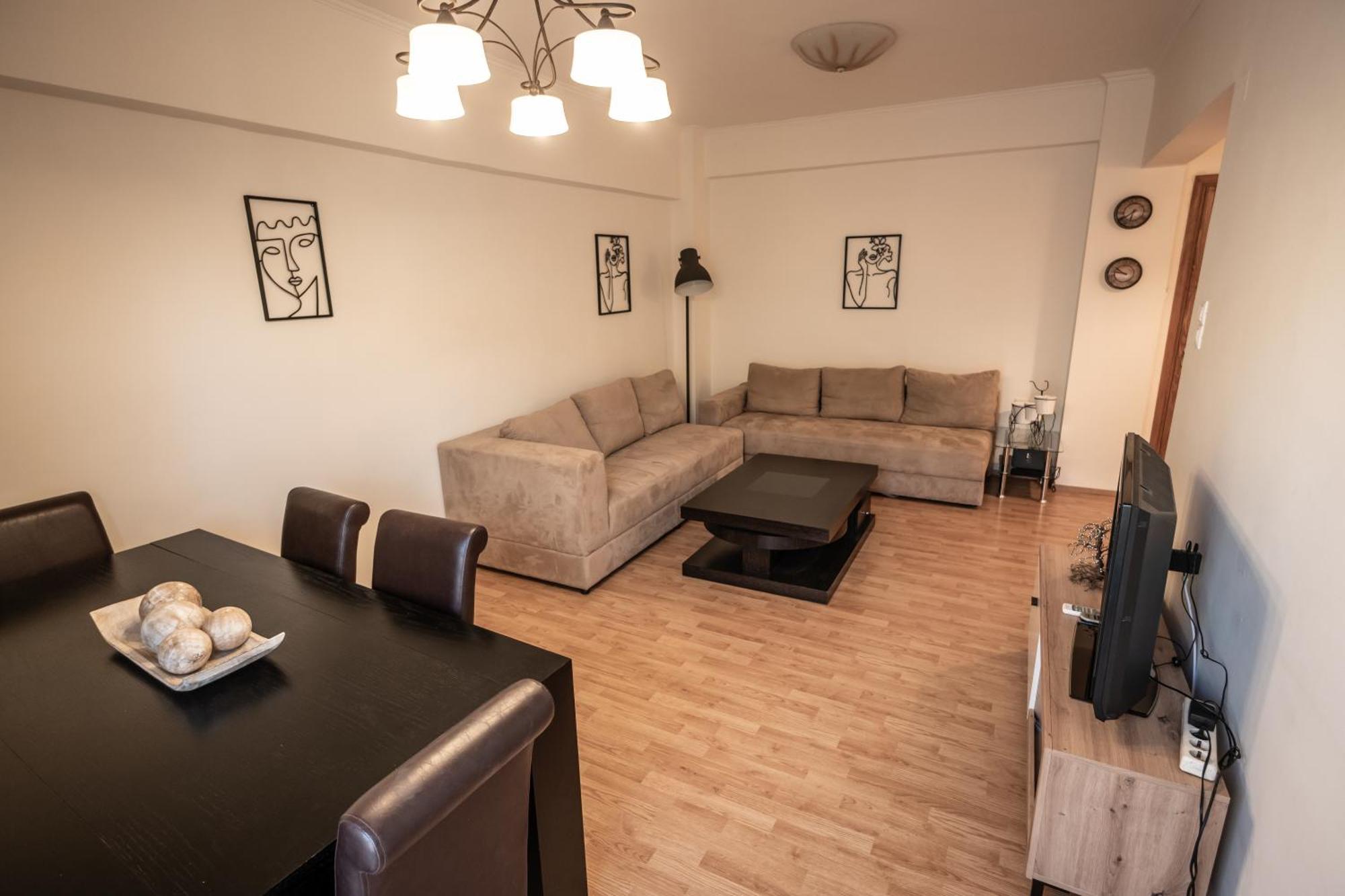 Central Escape Apartman Kalamáta Kültér fotó
