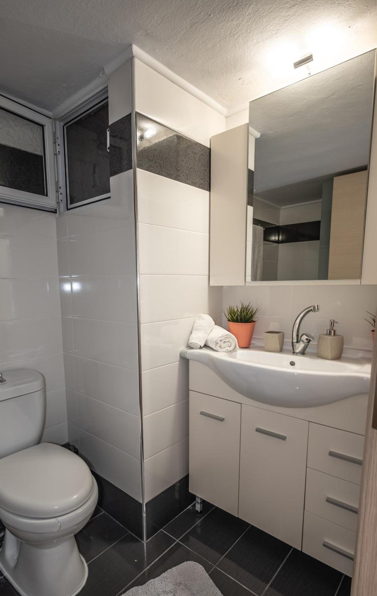 Central Escape Apartman Kalamáta Kültér fotó