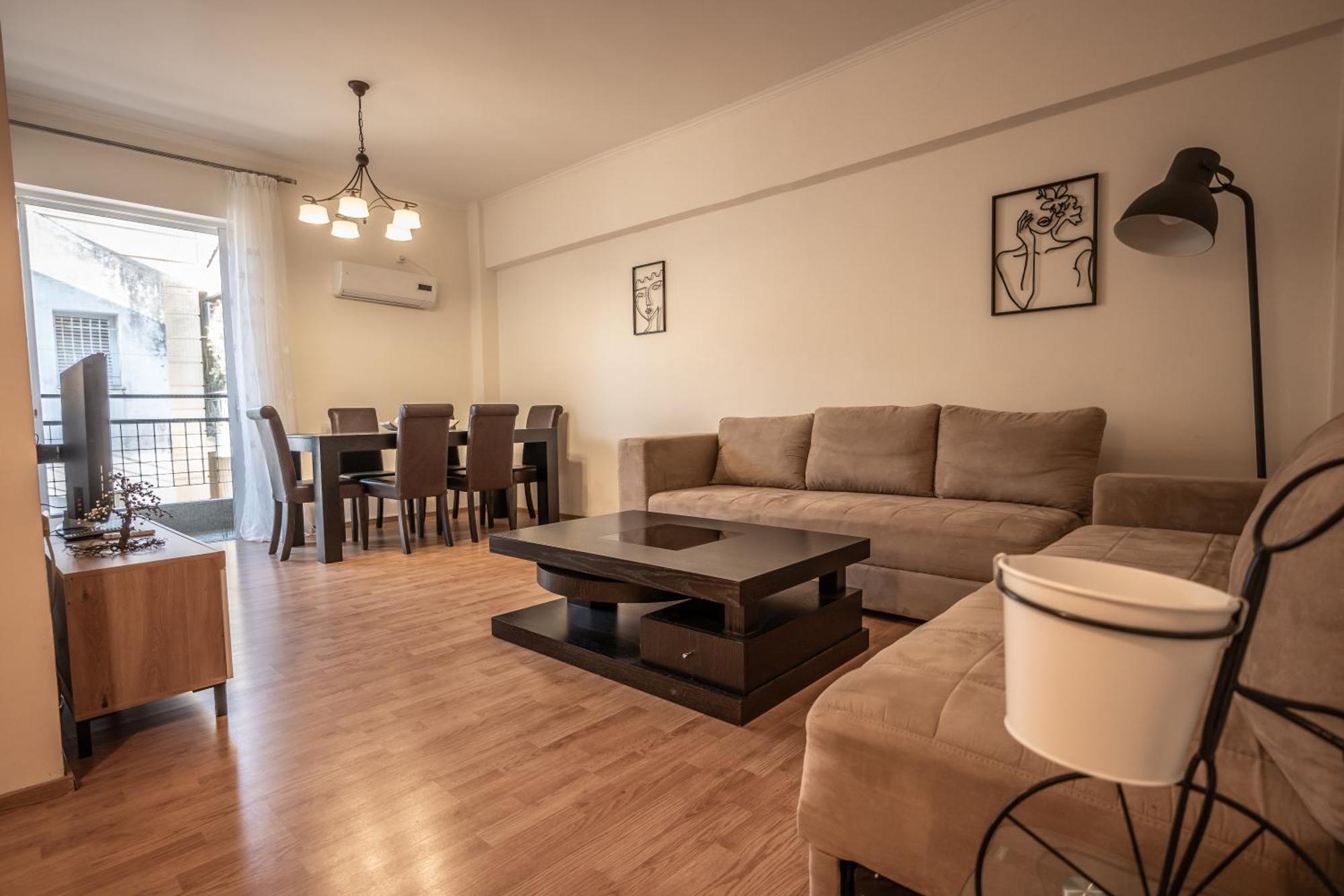 Central Escape Apartman Kalamáta Kültér fotó