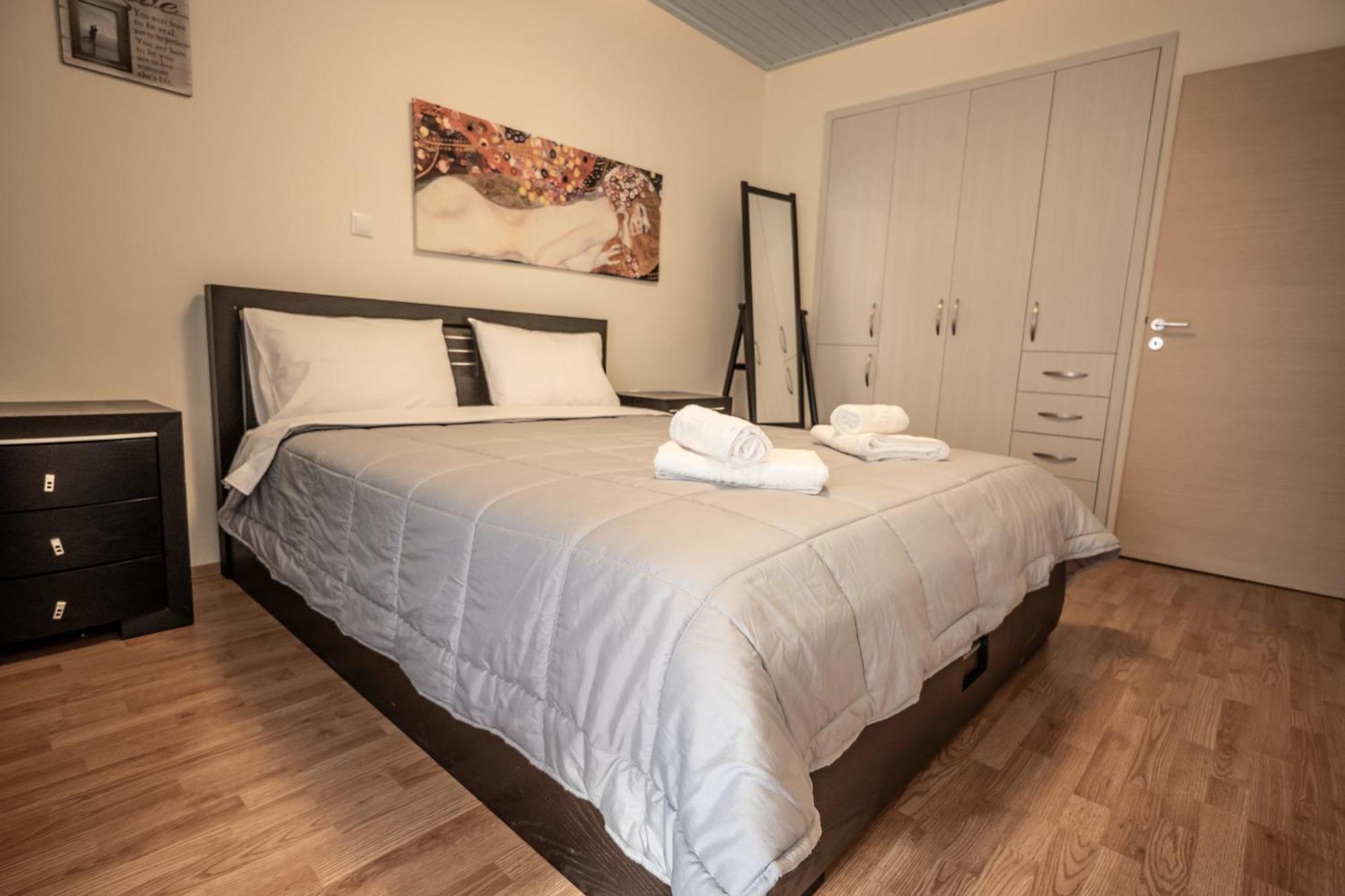 Central Escape Apartman Kalamáta Kültér fotó