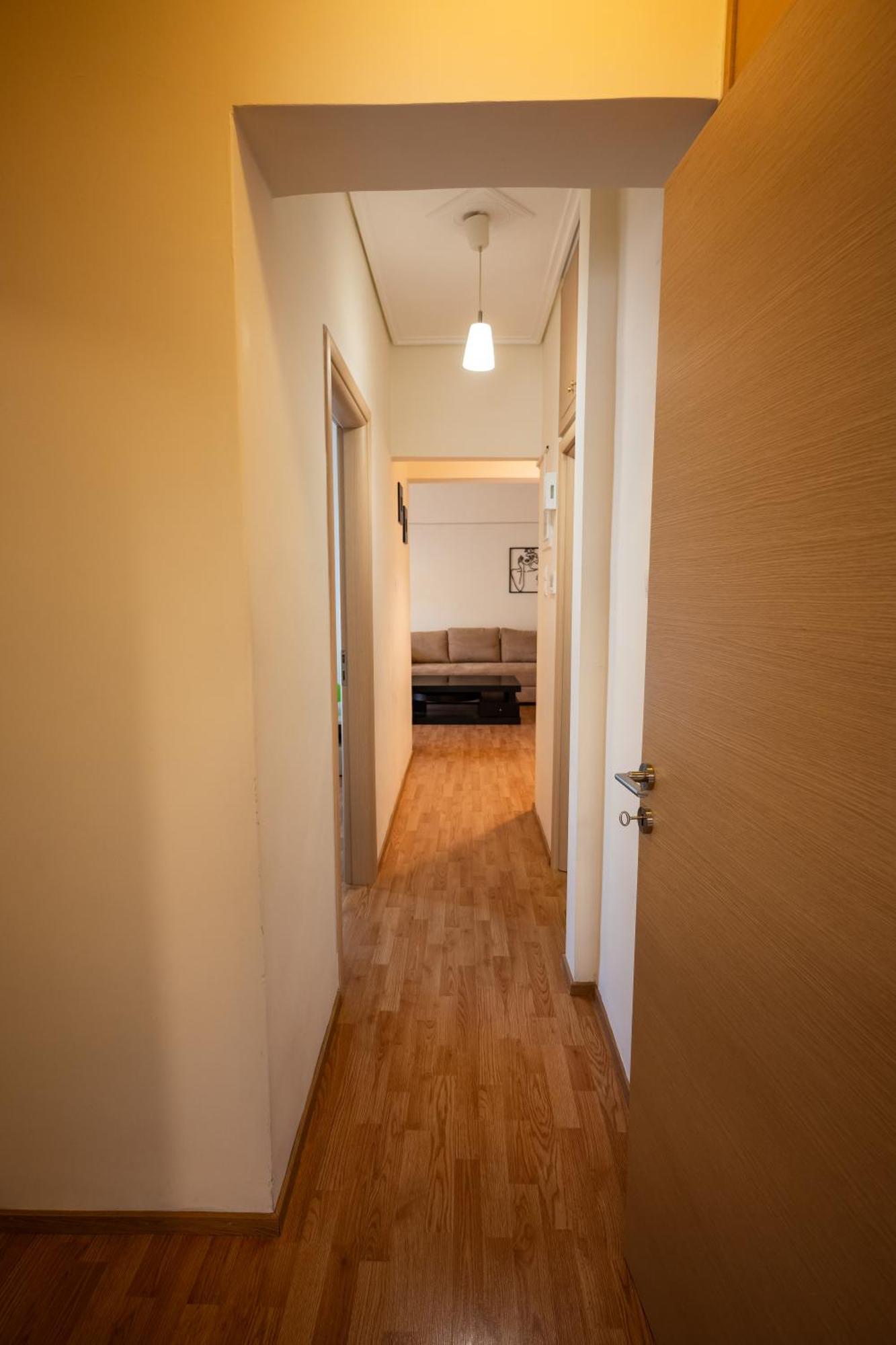 Central Escape Apartman Kalamáta Kültér fotó